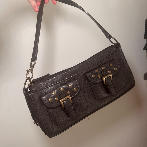 Black leather vintage y2k shoulder bag with gold studs and pockets #grungevibes - Picture 6 of 8
